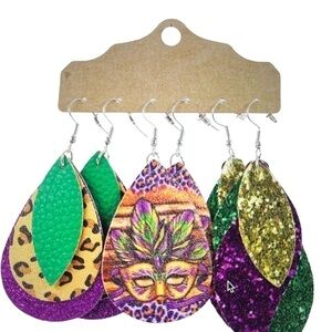 Three pair fashion jewelry pierced earrings. PU leather Colorful drop earrings.